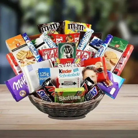luxury premium chocolate gift basket Athens, companion gift for flower bouquets same-day delivery, VIP chocolate assortments